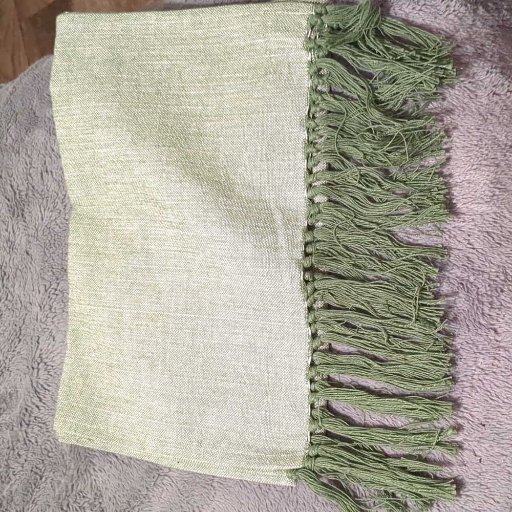 Green Fringed Table Runner, 16"x90"